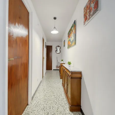 By Roses With Mountain Views Appartement *